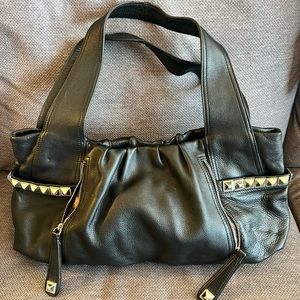 B Makowsky Leather Purse